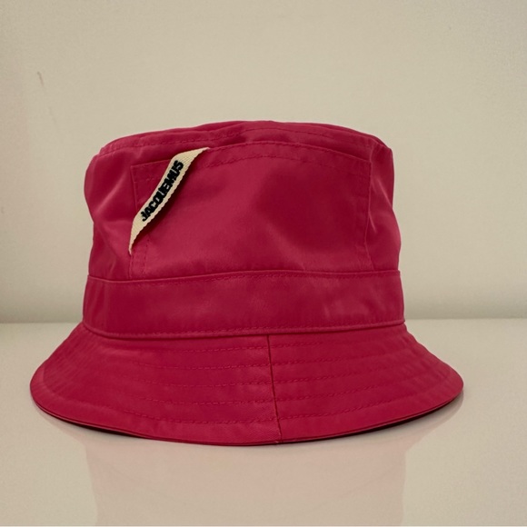 Jacquemus
Le Bob Ovalie bucket hat - Picture 5 of 11